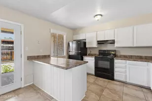 2221 W Farmdale Ave, Mesa, AZ 85202 - Photo 11