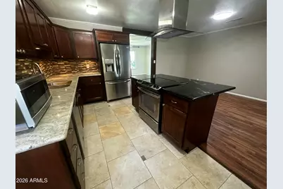 8737 E Jackrabbit Road, Scottsdale, AZ 85250 - Photo 5
