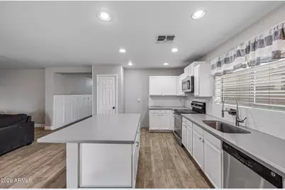 3806 S Emery Circle, Mesa, AZ 85212 - Photo 5