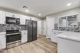 9033 W Vogel Ave, Peoria, AZ 85345 - Photo 11