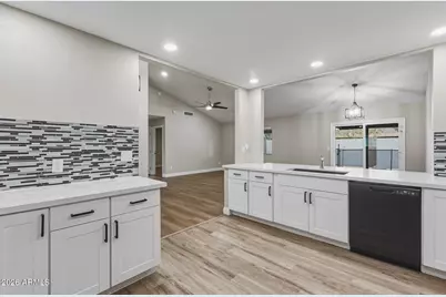 9033 W Vogel Avenue, Peoria, AZ 85345 - Photo 13