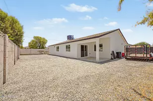 3010 W Country Gables Dr, Phoenix, AZ 85053 - Photo 35