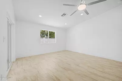 3010 W Country Gables Drive, Phoenix, AZ 85053 - Photo 7