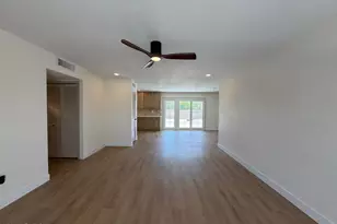 16005 N Nicklaus Ln, Sun City, AZ 85351 - Photo 21