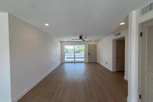 16005 N Nicklaus Ln, Sun City, AZ 85351 - Photo 19