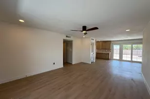 16005 N Nicklaus Ln, Sun City, AZ 85351 - Photo 15