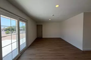16005 N Nicklaus Ln, Sun City, AZ 85351 - Photo 17