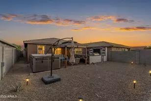15990 W Gray Fox Trl, Surprise, AZ 85387 - Photo 5