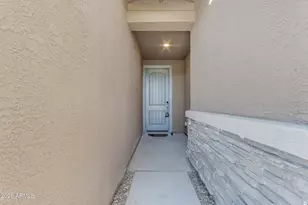 15990 W Gray Fox Trl, Surprise, AZ 85387 - Photo 11