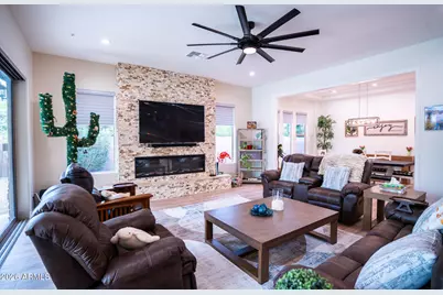 7662 W Artemisa Avenue, Peoria, AZ 85383 - Photo 27