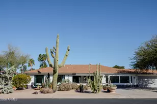 6302 E Winchcomb Dr, Scottsdale, AZ 85254 - Photo 5