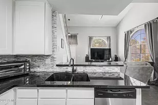 3930 W Monterey St, Chandler, AZ 85226 - Photo 11