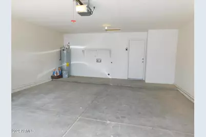 2874 W Muriel Drive, Phoenix, AZ 85053 - Photo 25