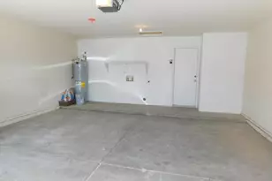2874 W Muriel Dr, Phoenix, AZ 85053 - Photo 25
