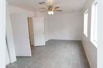 2874 W Muriel Drive, Phoenix, AZ 85053 - Photo 11