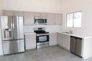 2874 W Muriel Dr, Phoenix, AZ 85053 - Photo 7