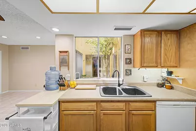 11222 S Talavi Lane, Phoenix, AZ 85044 - Photo 19