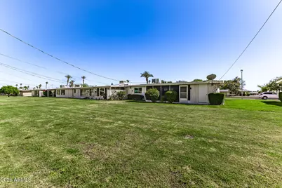 10752 W Peoria Avenue, Sun City, AZ 85351 - Photo 15