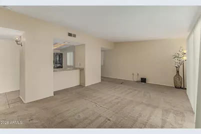 10752 W Peoria Avenue, Sun City, AZ 85351 - Photo 9