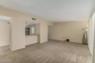 10752 W Peoria Ave, Sun City, AZ 85351 - Photo 9