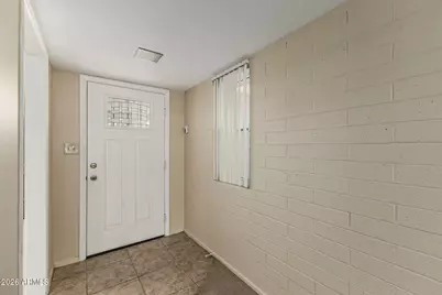10752 W Peoria Avenue, Sun City, AZ 85351 - Photo 19