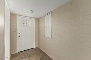 10752 W Peoria Ave, Sun City, AZ 85351 - Photo 19