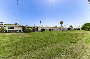 10752 W Peoria Ave, Sun City, AZ 85351 - Photo 11