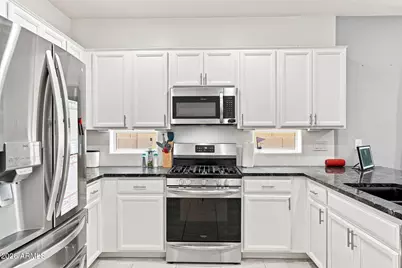2208 W Dunbar Drive, Phoenix, AZ 85041 - Photo 5