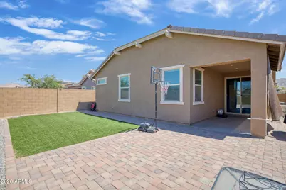 2208 W Dunbar Drive, Phoenix, AZ 85041 - Photo 27