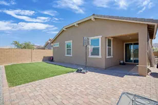 2208 W Dunbar Dr, Phoenix, AZ 85041 - Photo 27