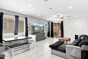2208 W Dunbar Dr, Phoenix, AZ 85041 - Photo 9