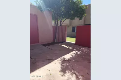 4266 N 68th Drive, Phoenix, AZ 85033 - Photo 15