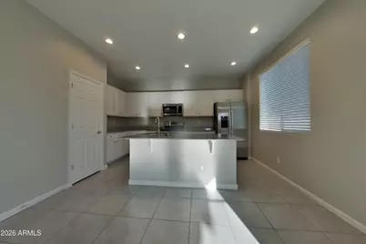 8628 E Posada Avenue, Mesa, AZ 85212 - Photo 3