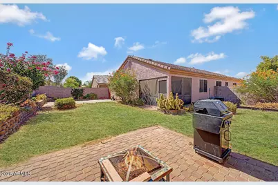 2409 W Allens Peak Drive, San Tan Valley, AZ 85144 - Photo 15