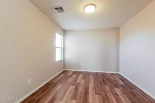 1877 N Greenway Ln, Casa Grande, AZ 85122 - Photo 9