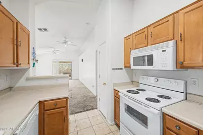 1313 E 10th Place, Casa Grande, AZ 85122 - Photo 5