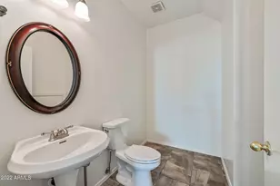 21838 N 41st St, Phoenix, AZ 85050 - Photo 15