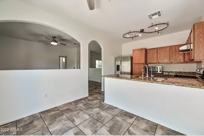 21838 N 41st Street, Phoenix, AZ 85050 - Photo 11
