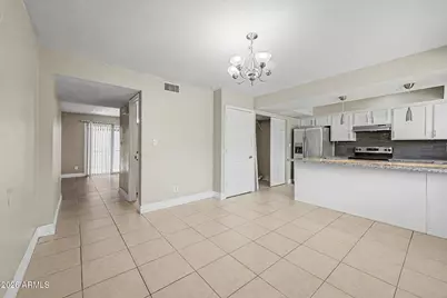4338 W Maryland Avenue, Glendale, AZ 85301 - Photo 9
