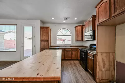 1808 E Dunbar Drive, Phoenix, AZ 85042 - Photo 9