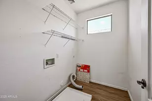 1808 E Dunbar Dr, Phoenix, AZ 85042 - Photo 21