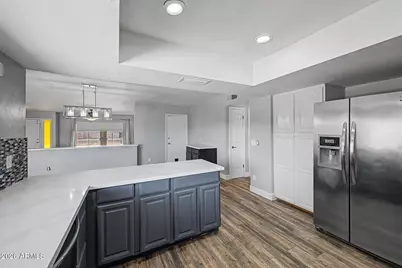 5707 W Cholla Street, Glendale, AZ 85304 - Photo 11