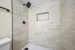 7001 S 41st St, Phoenix, AZ 85042 - Photo 23