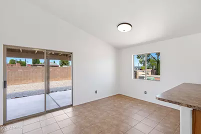 902 Monte Vista Avenue, Sierra Vista, AZ 85635 - Photo 9