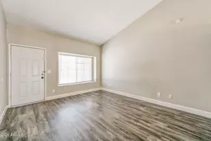 6136 E Evergreen St, Mesa, AZ 85205 - Photo 9