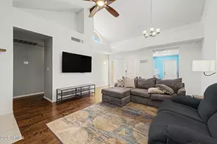 371 W Lodge Dr, Tempe, AZ 85283 - Photo 5