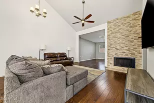 371 W Lodge Dr, Tempe, AZ 85283 - Photo 1