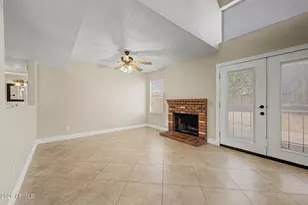 1040 E Ivyglen St, Mesa, AZ 85203 - Photo 5