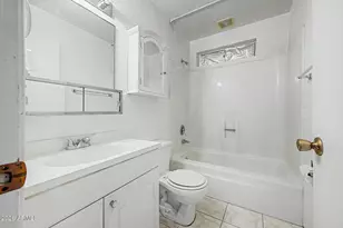 3039 E Windrose Dr, Phoenix, AZ 85032 - Photo 15