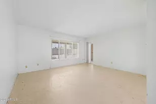 3039 E Windrose Dr, Phoenix, AZ 85032 - Photo 5